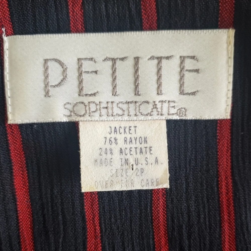 Vintage Petite Sophisticate  2 piece blazer and skirt - Picture 7 of 11